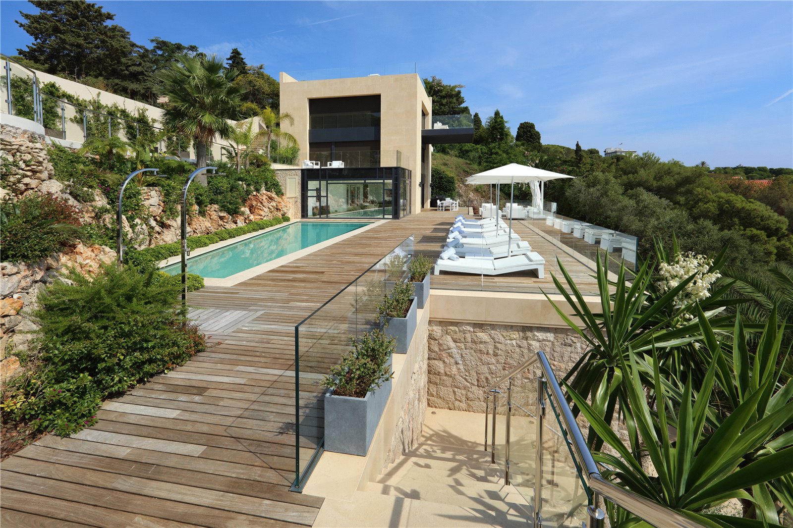 SAINT JEAN CAP FERRAT - Portfolio by Savills