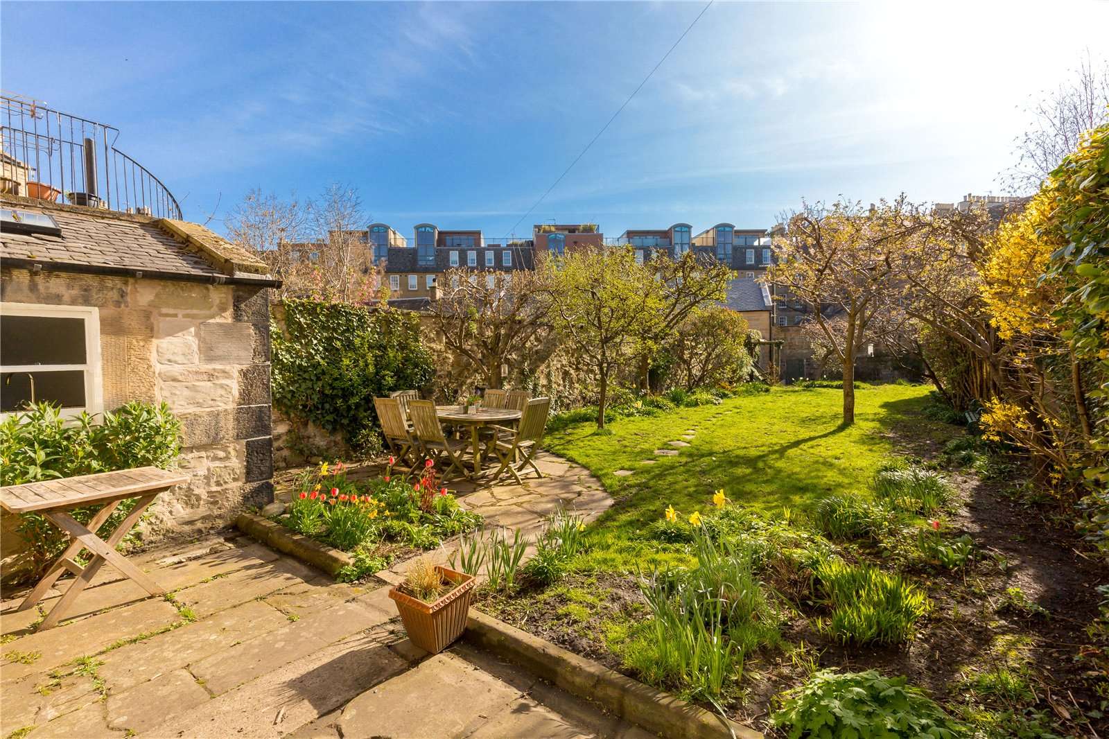 19 WINDSOR STREET Portfolio by Savills